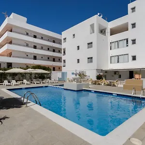 Apart-hotel Apartamentos San Antonio Beach